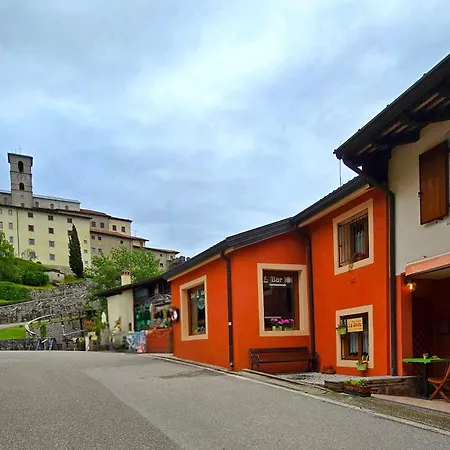 Ferienhaus La Stele Castelmonte